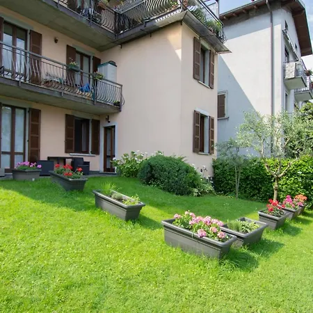 Apartment Peonia *